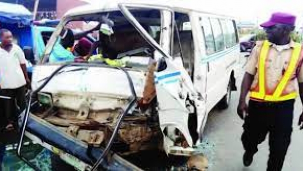 4 dead, 14 injured in Ogun auto crash